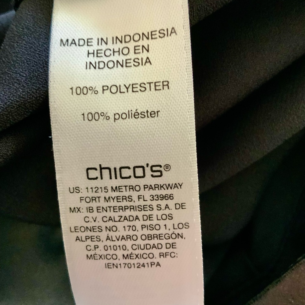 CHICO’S….Blouse - Picture 8 of 9